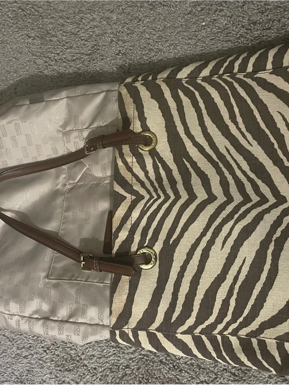 Michael Kors Zebra-Print Canvas Tote in Cream and Brown excellent condition - Picture 7 of 8